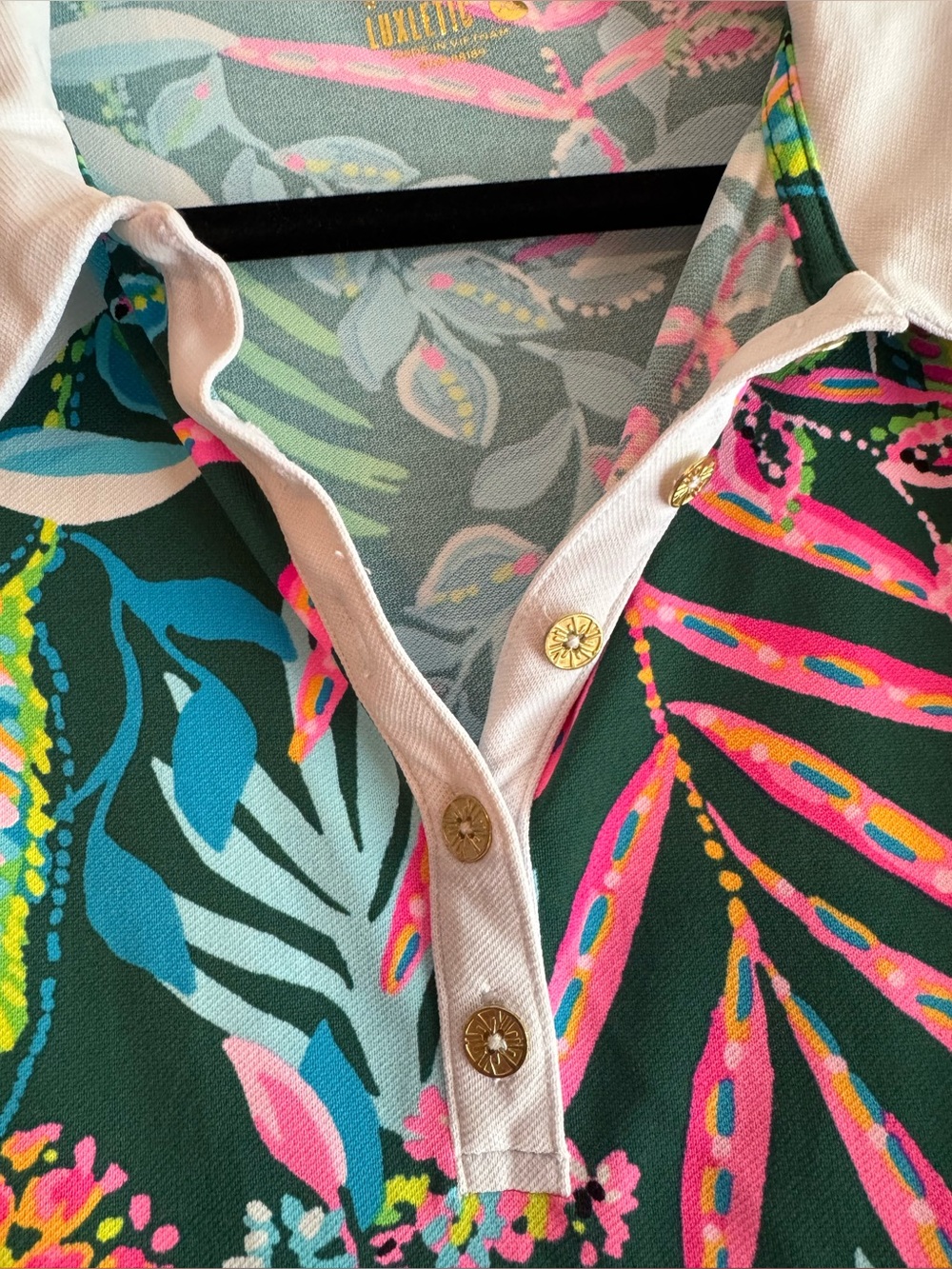 LILLY PULITZER Frida Luxletic Polo Top SUNSHINE JUNGLE, Size XL, Puff Sleeve - Picture 3 of 8